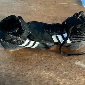 Size 11 little kid wrestling shoes, great condition
